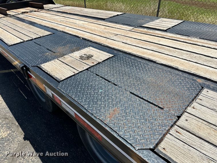 image for item DK6573 2016 Interstate  20DTA equipment trailer