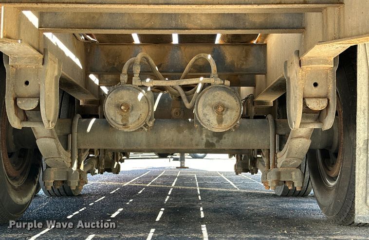 image for item DK6573 2016 Interstate  20DTA equipment trailer