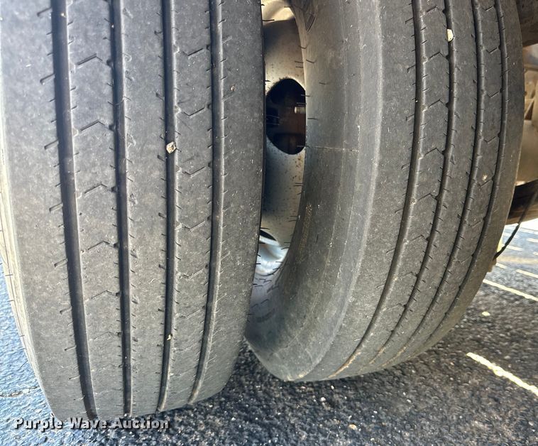 image for item DK6573 2016 Interstate  20DTA equipment trailer