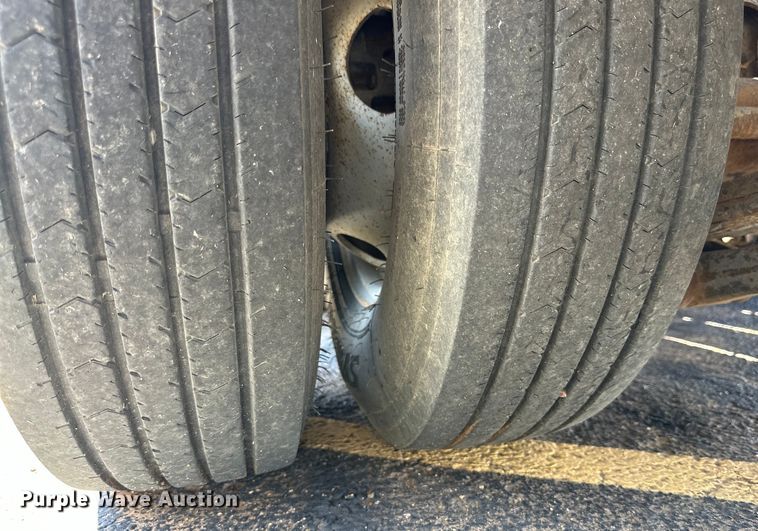 image for item DK6573 2016 Interstate  20DTA equipment trailer