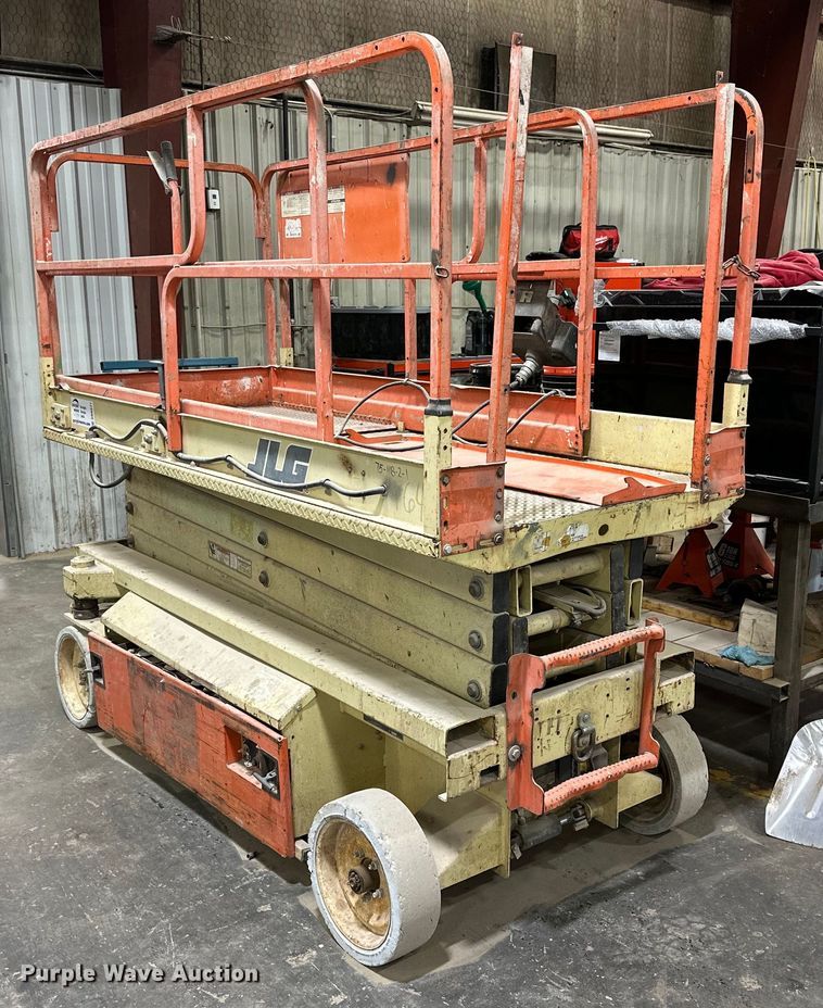image for item DK6577 1998 JLG 2646-E scissor lift