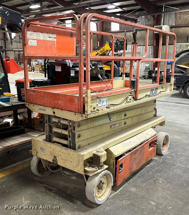 image for item DK6577 1998 JLG 2646-E scissor lift