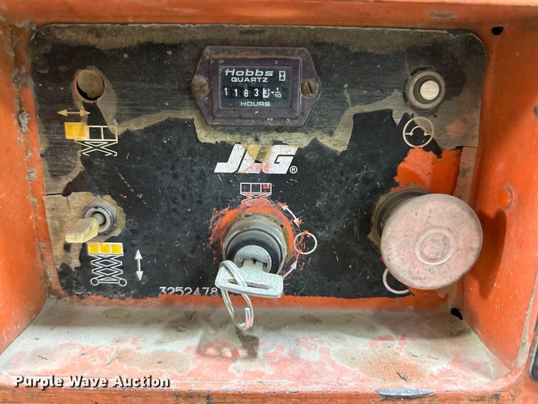 image for item DK6577 1998 JLG 2646-E scissor lift