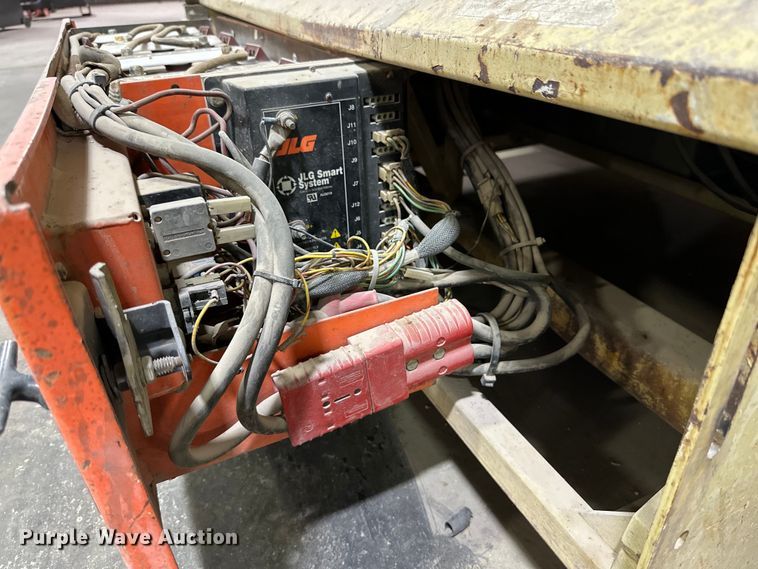 image for item DK6577 1998 JLG 2646-E scissor lift