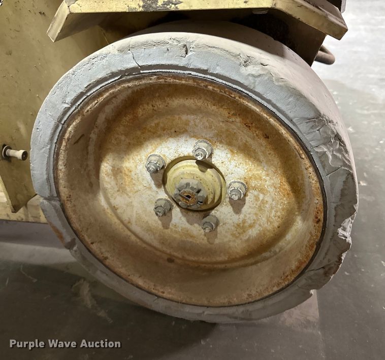 image for item DK6577 1998 JLG 2646-E scissor lift