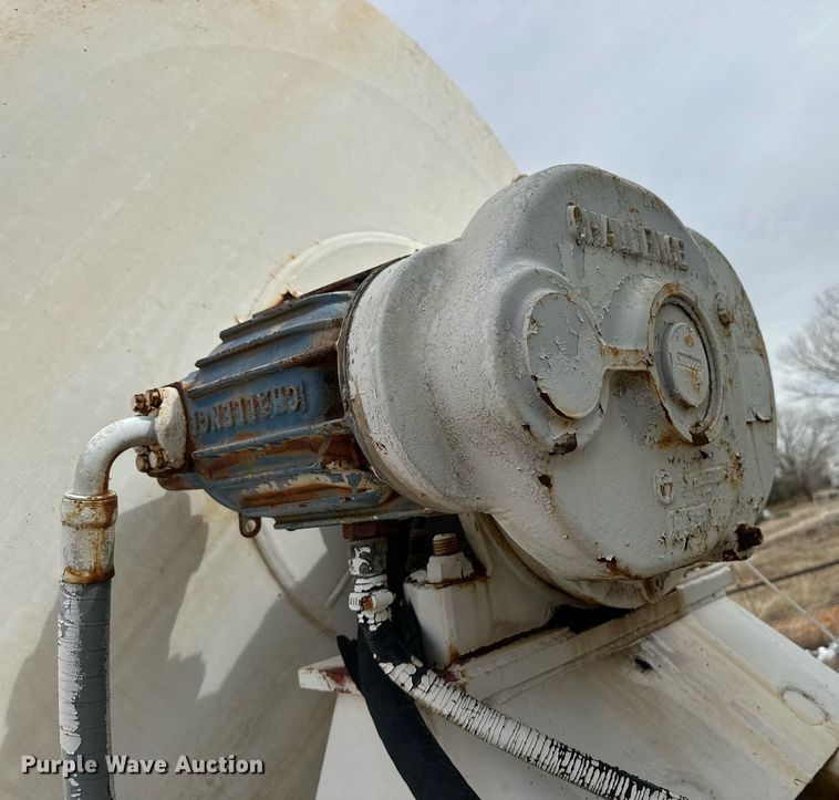 image for item DM2693 1986 Mack DM685S ready mix truck