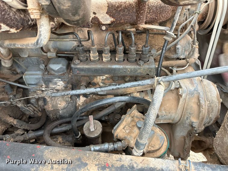 image for item DM2693 1986 Mack DM685S ready mix truck