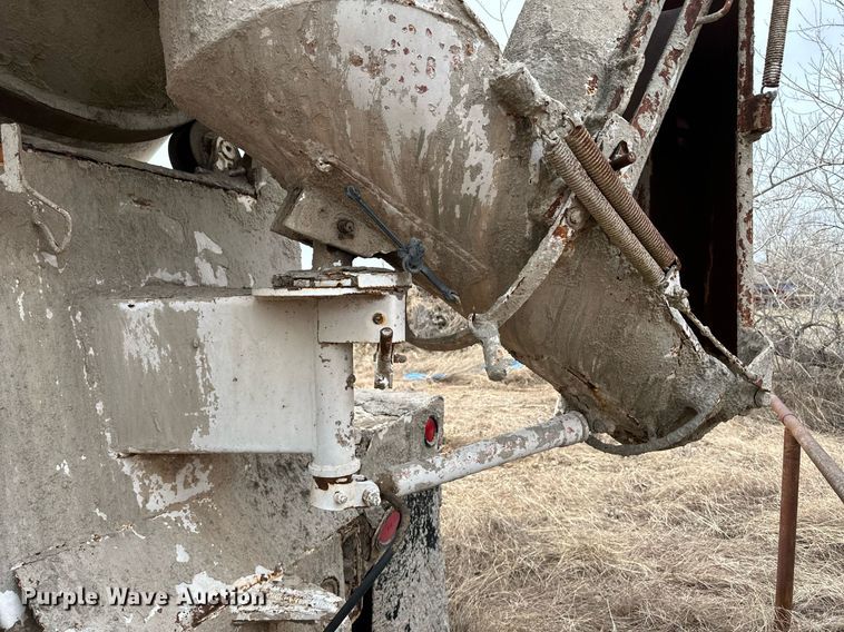 image for item DM2694 1974 Mack ready mix truck