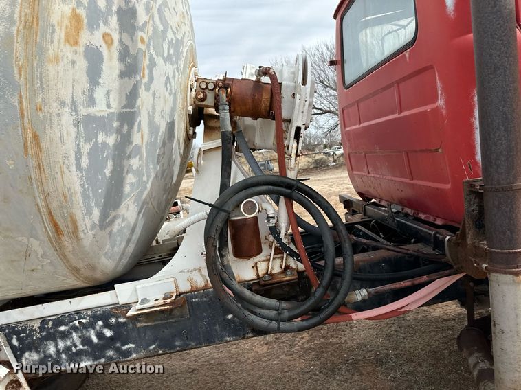 image for item DM2695 1974 Mack RD685S ready mix truck