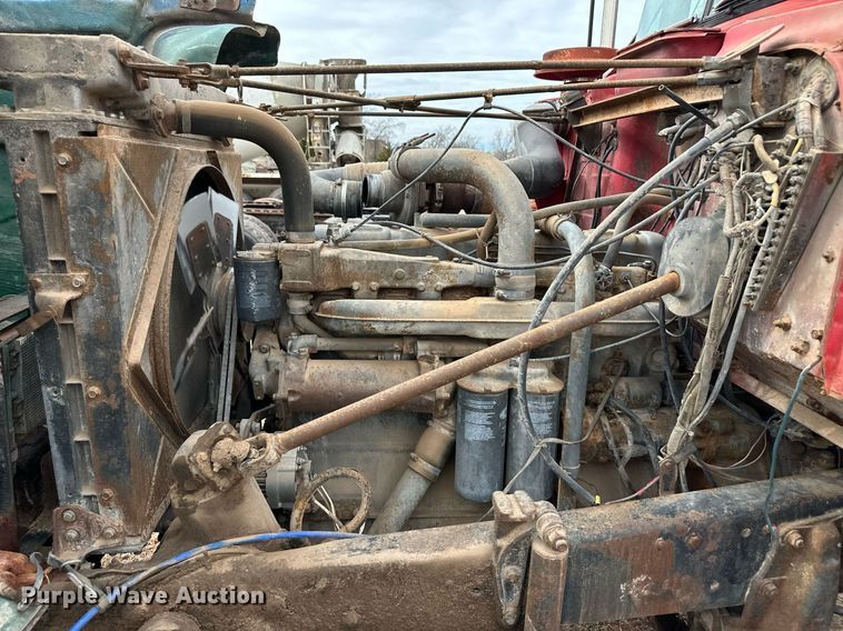 image for item DM2695 1974 Mack RD685S ready mix truck