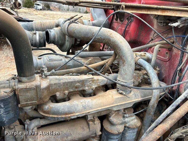 image for item DM2695 1974 Mack RD685S ready mix truck