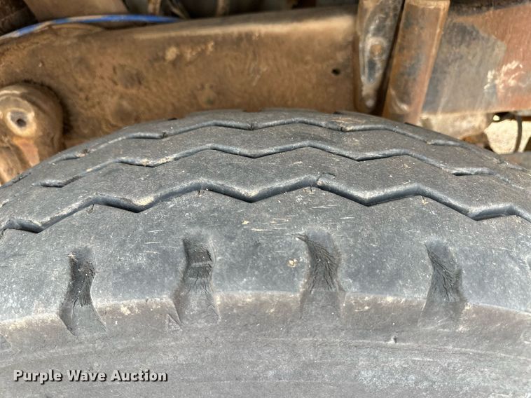 image for item DM2695 1974 Mack RD685S ready mix truck