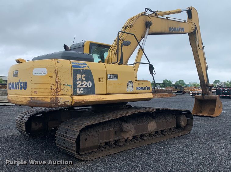 image for item DM7818 2010 Komatsu PC220LC excavator