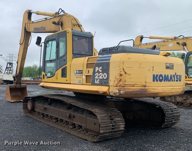 image for item DM7818 2010 Komatsu PC220LC excavator