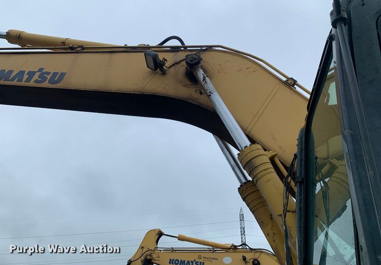 image for item DM7818 2010 Komatsu PC220LC excavator