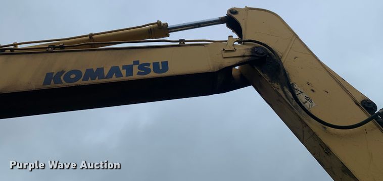 image for item DM7818 2010 Komatsu PC220LC excavator