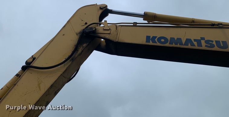 image for item DM7818 2010 Komatsu PC220LC excavator