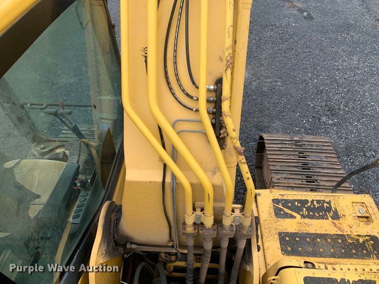 image for item DM7818 2010 Komatsu PC220LC excavator