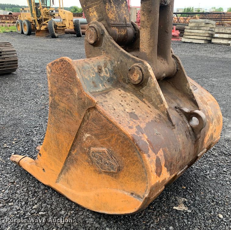 image for item DM7818 2010 Komatsu PC220LC excavator