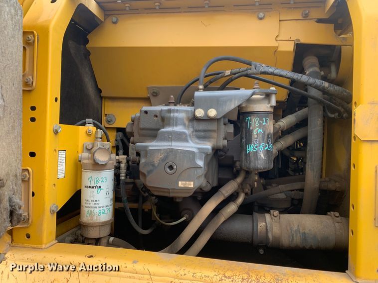 image for item DM7818 2010 Komatsu PC220LC excavator