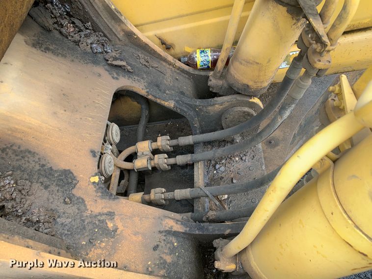 image for item DM7818 2010 Komatsu PC220LC excavator