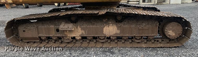 image for item DM7818 2010 Komatsu PC220LC excavator