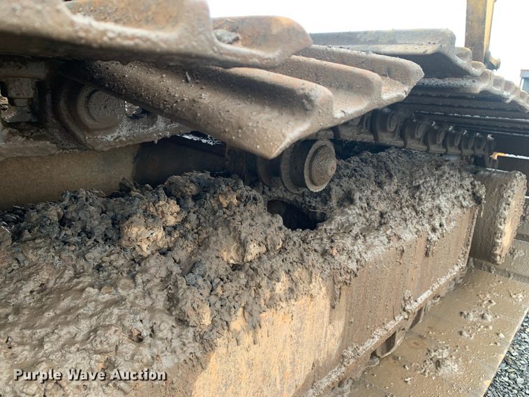 image for item DM7818 2010 Komatsu PC220LC excavator