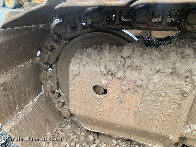 image for item DM7818 2010 Komatsu PC220LC excavator