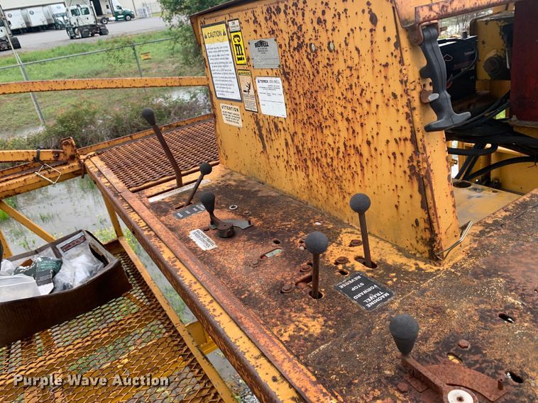 image for item DM7820 Terex Bid-Well 4840 concrete paver frame