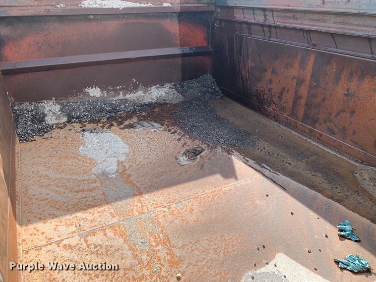 image for item DM7846 1990 Mack CS250P dump truck