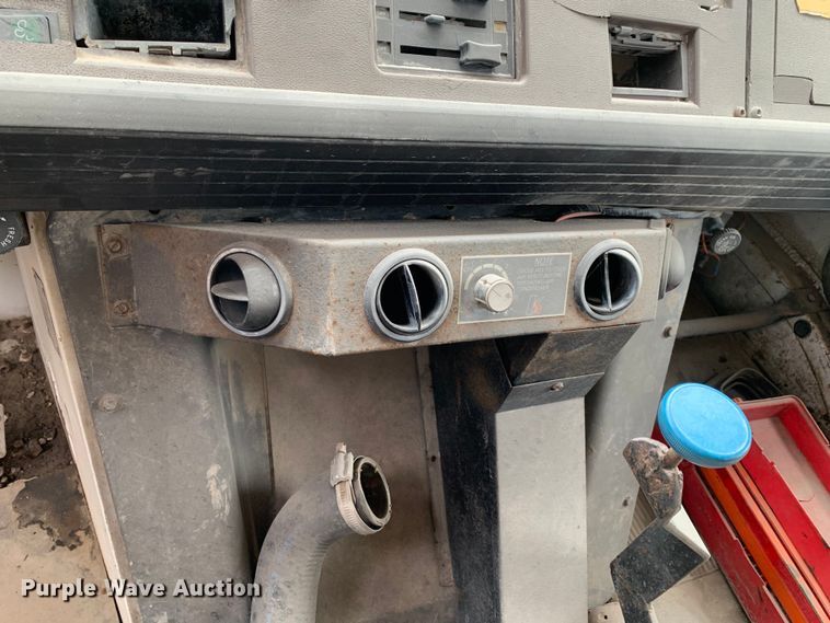 image for item DM7846 1990 Mack CS250P dump truck