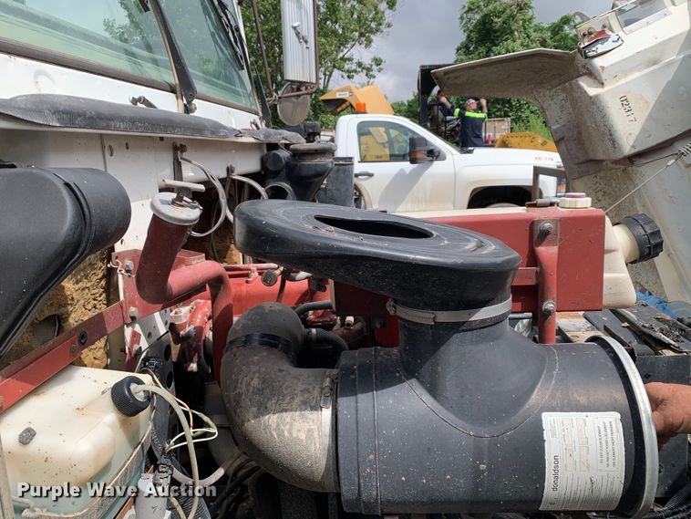 image for item DM7846 1990 Mack CS250P dump truck