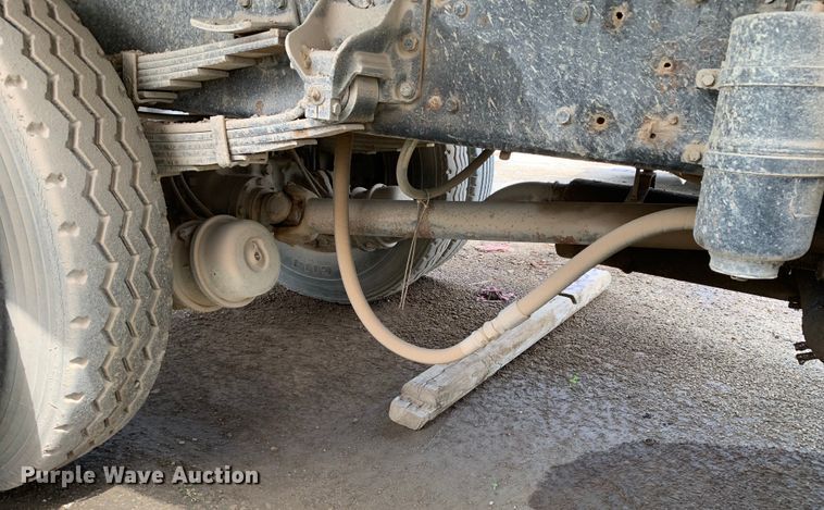 image for item DM7846 1990 Mack CS250P dump truck