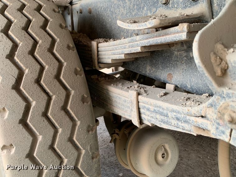 image for item DM7846 1990 Mack CS250P dump truck