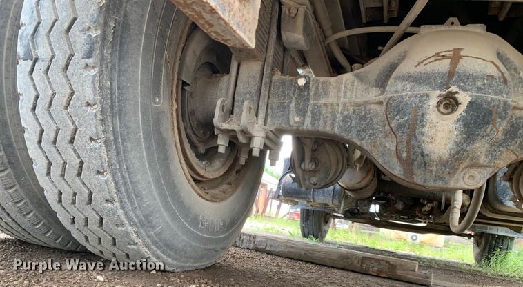 image for item DM7846 1990 Mack CS250P dump truck