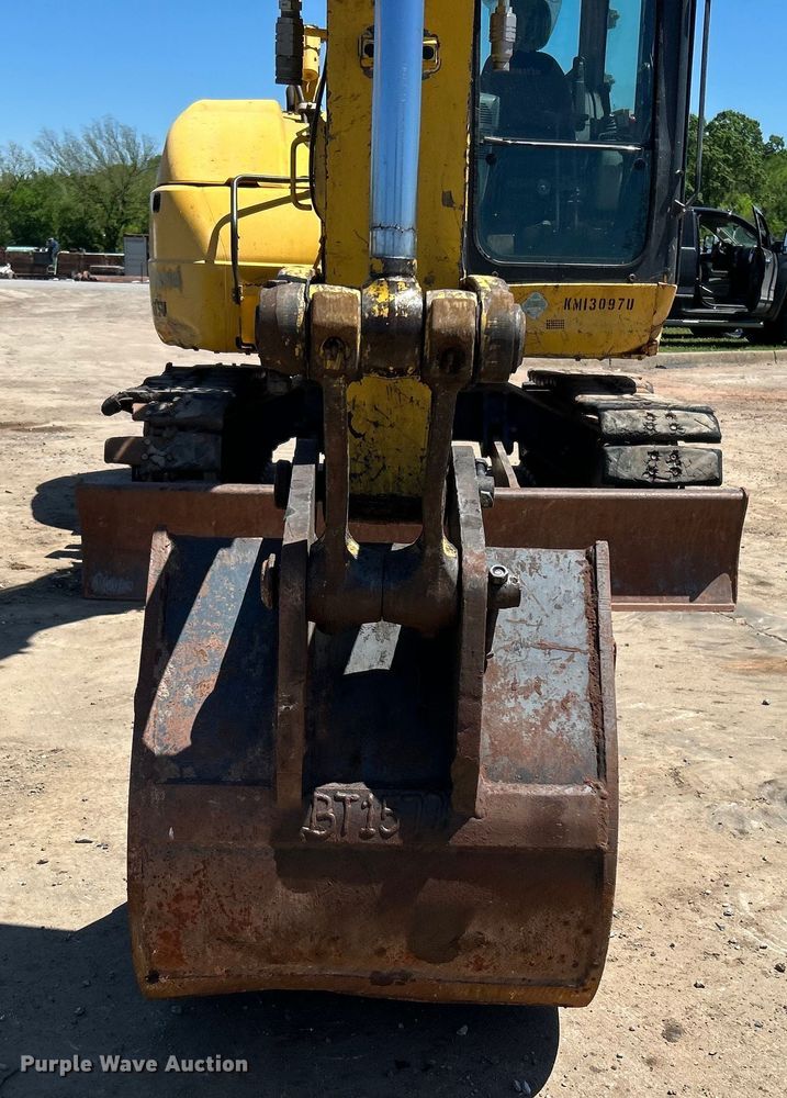 image for item DO1108 2013 Komatsu PC88MR-8 mini excavator