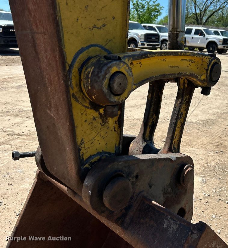 image for item DO1108 2013 Komatsu PC88MR-8 mini excavator