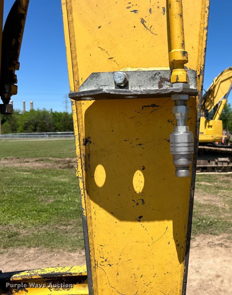 image for item DO1108 2013 Komatsu PC88MR-8 mini excavator