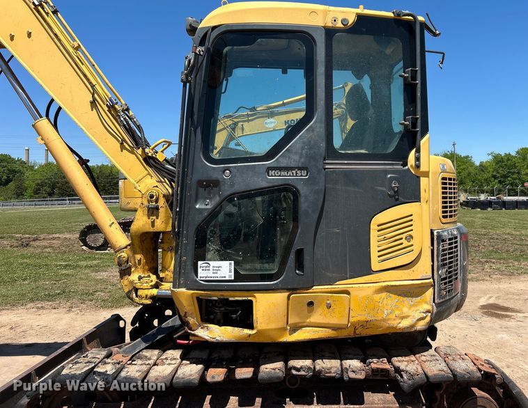 image for item DO1108 2013 Komatsu PC88MR-8 mini excavator