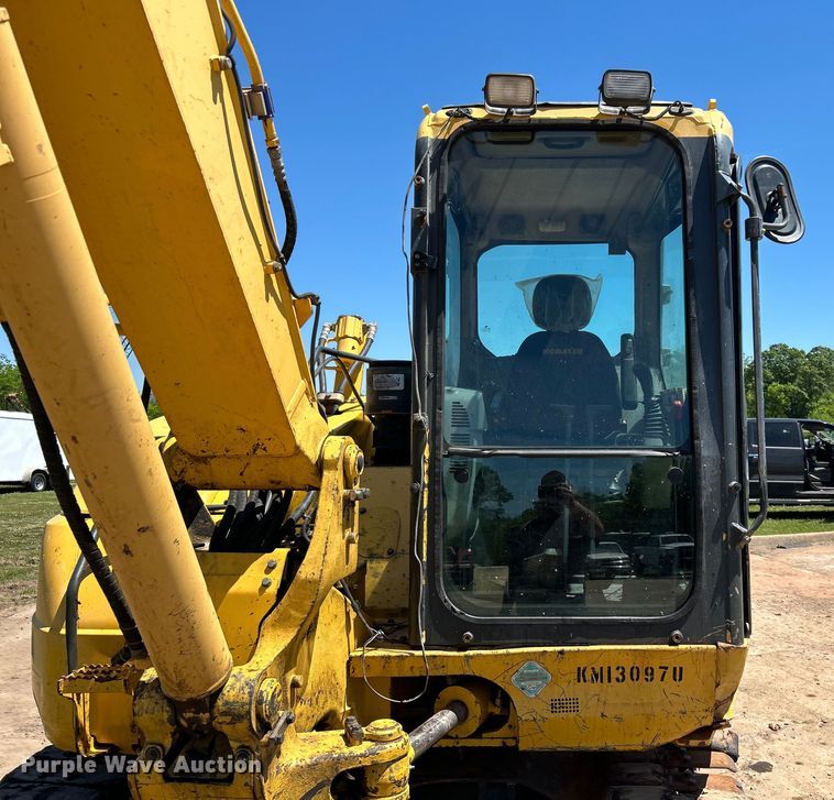 image for item DO1108 2013 Komatsu PC88MR-8 mini excavator