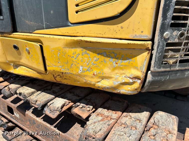 image for item DO1108 2013 Komatsu PC88MR-8 mini excavator