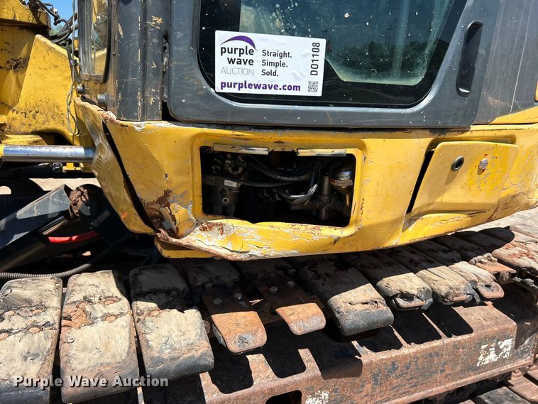 image for item DO1108 2013 Komatsu PC88MR-8 mini excavator