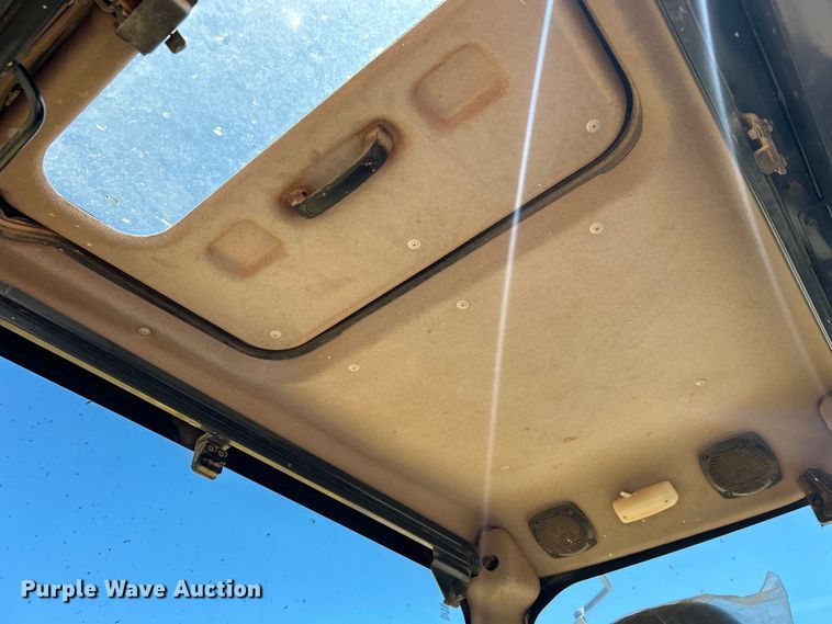 image for item DO1108 2013 Komatsu PC88MR-8 mini excavator