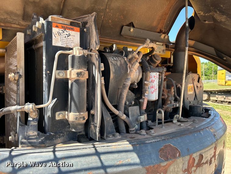 image for item DO1108 2013 Komatsu PC88MR-8 mini excavator