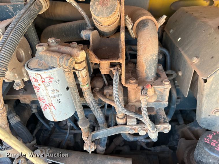 image for item DO1108 2013 Komatsu PC88MR-8 mini excavator