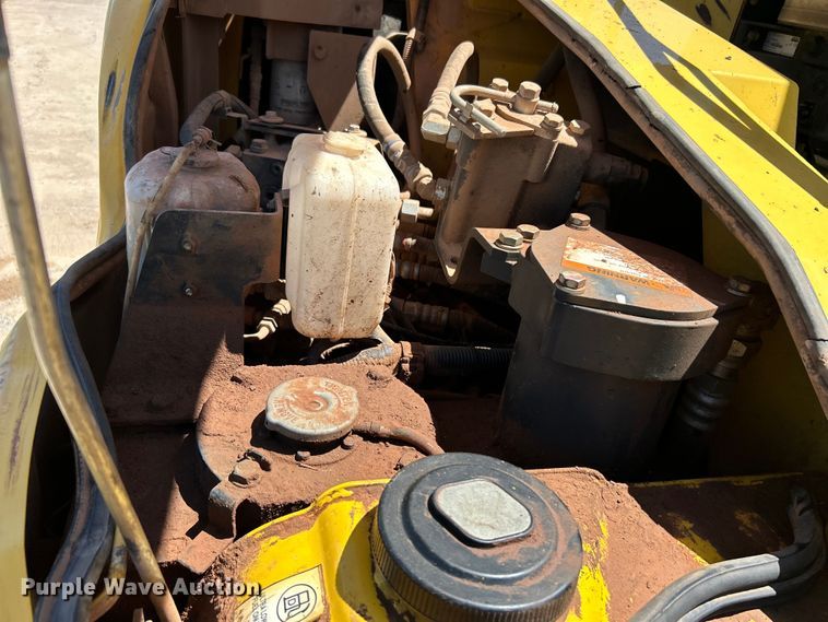 image for item DO1108 2013 Komatsu PC88MR-8 mini excavator