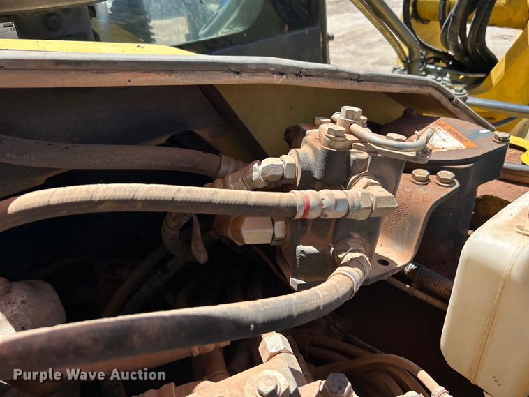 image for item DO1108 2013 Komatsu PC88MR-8 mini excavator