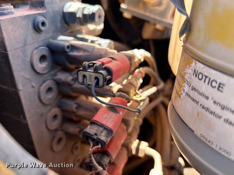 image for item DO1108 2013 Komatsu PC88MR-8 mini excavator