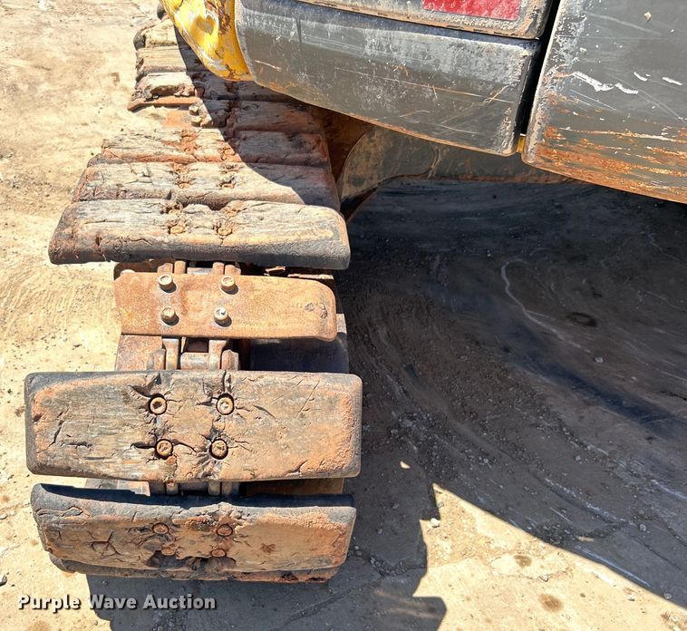 image for item DO1108 2013 Komatsu PC88MR-8 mini excavator