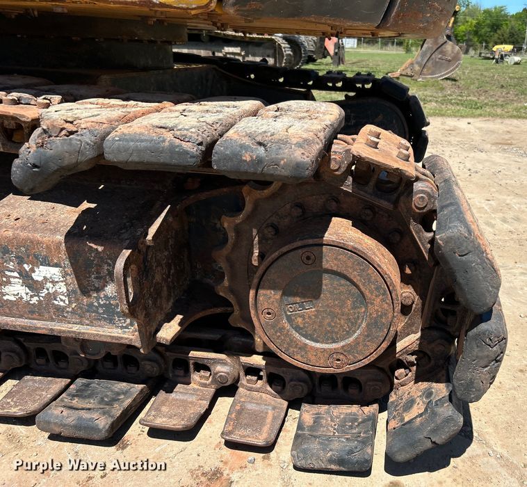 image for item DO1108 2013 Komatsu PC88MR-8 mini excavator